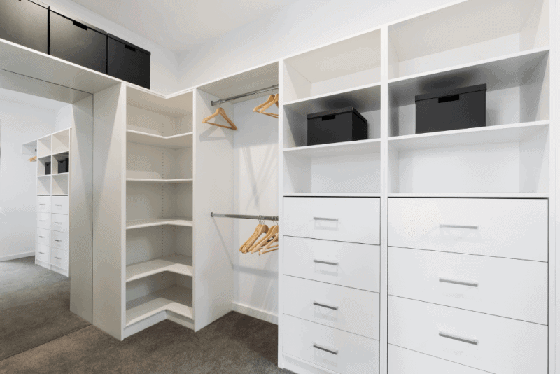 diseños de armarios para espacios pequeños